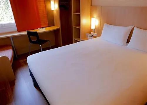 Ibis Grenoble Centre Bastille Hotel