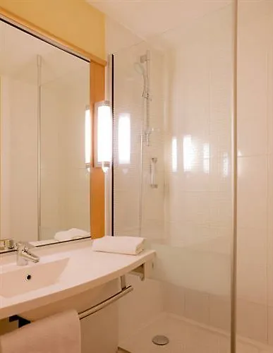 Ibis Grenoble Centre Bastille Hotel